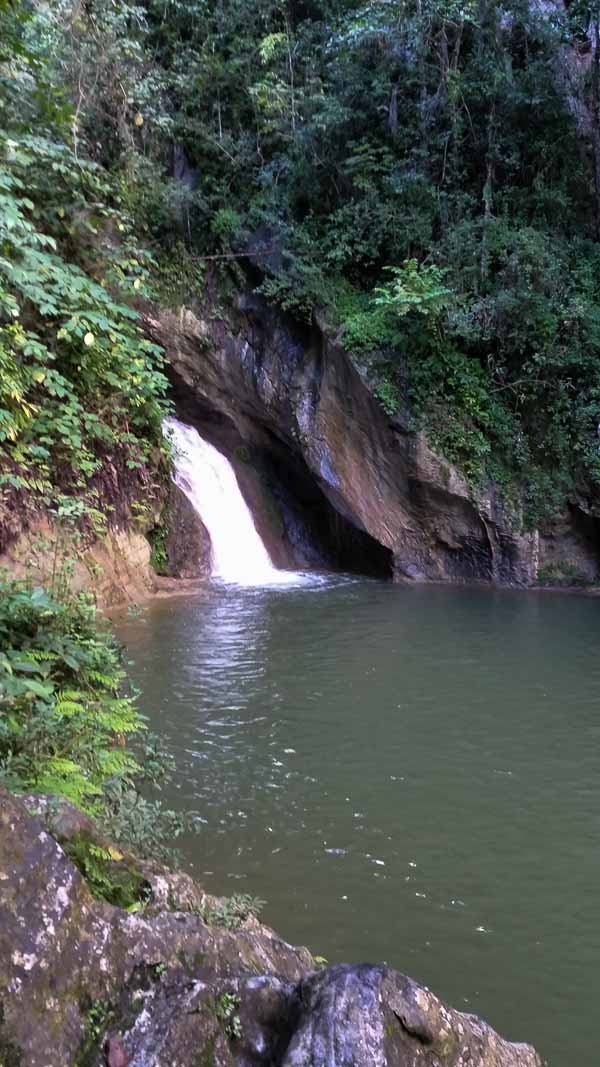 Topes de Collantes - salto del Caburni